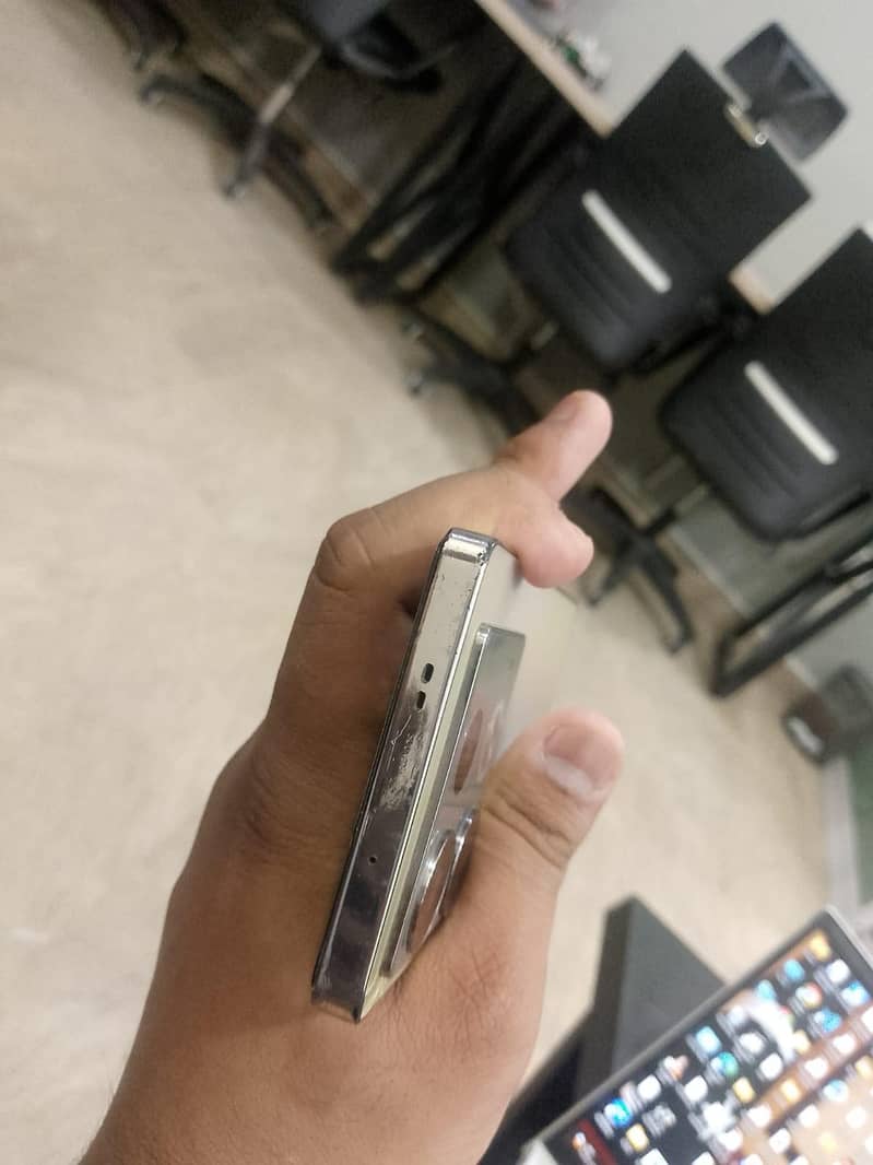 Infinix Note 40 1