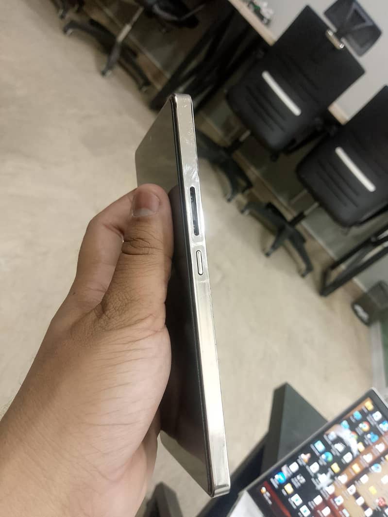 Infinix Note 40 8