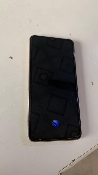 VIVO Y51  4/128