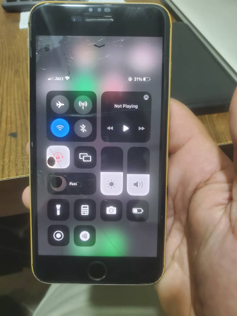 Apple iPhone 8 Plus 0
