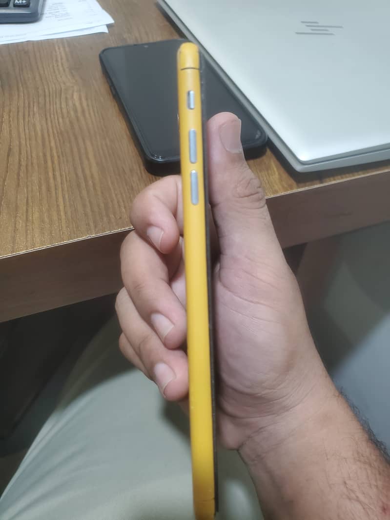Apple iPhone 8 Plus 2