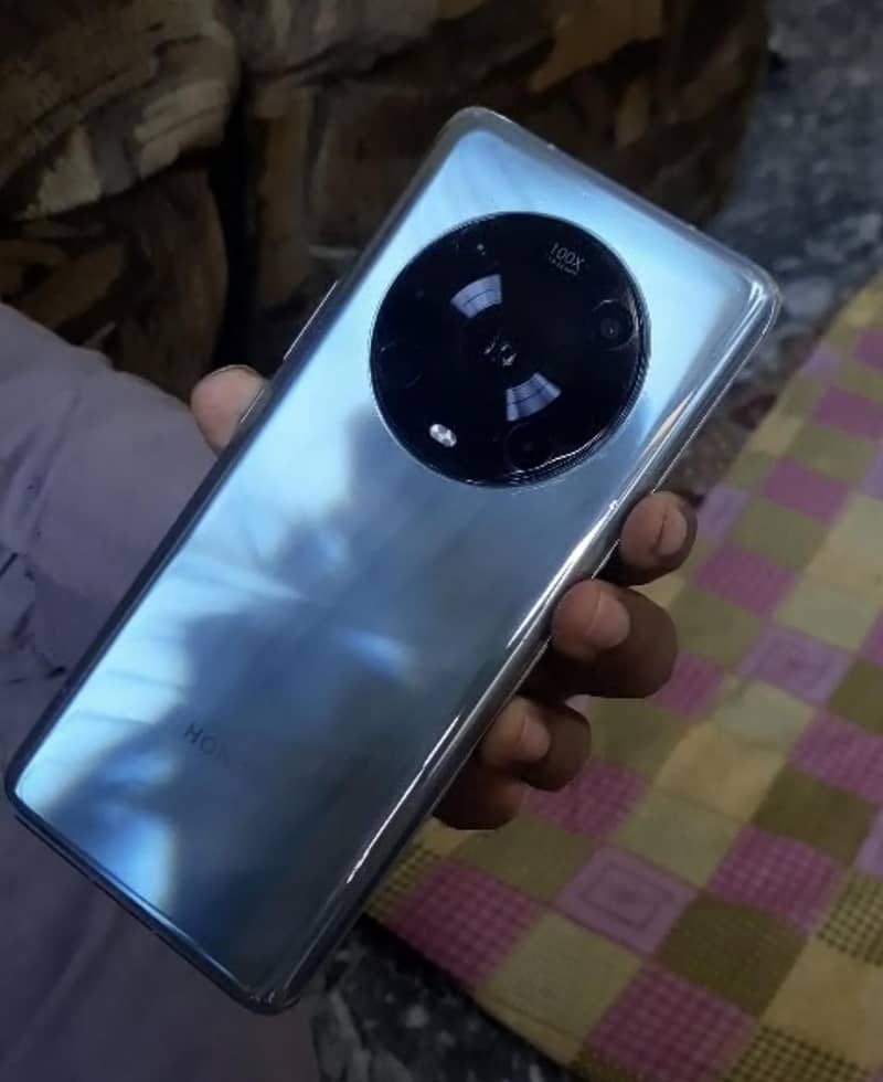 Honor magic 4 pro 0