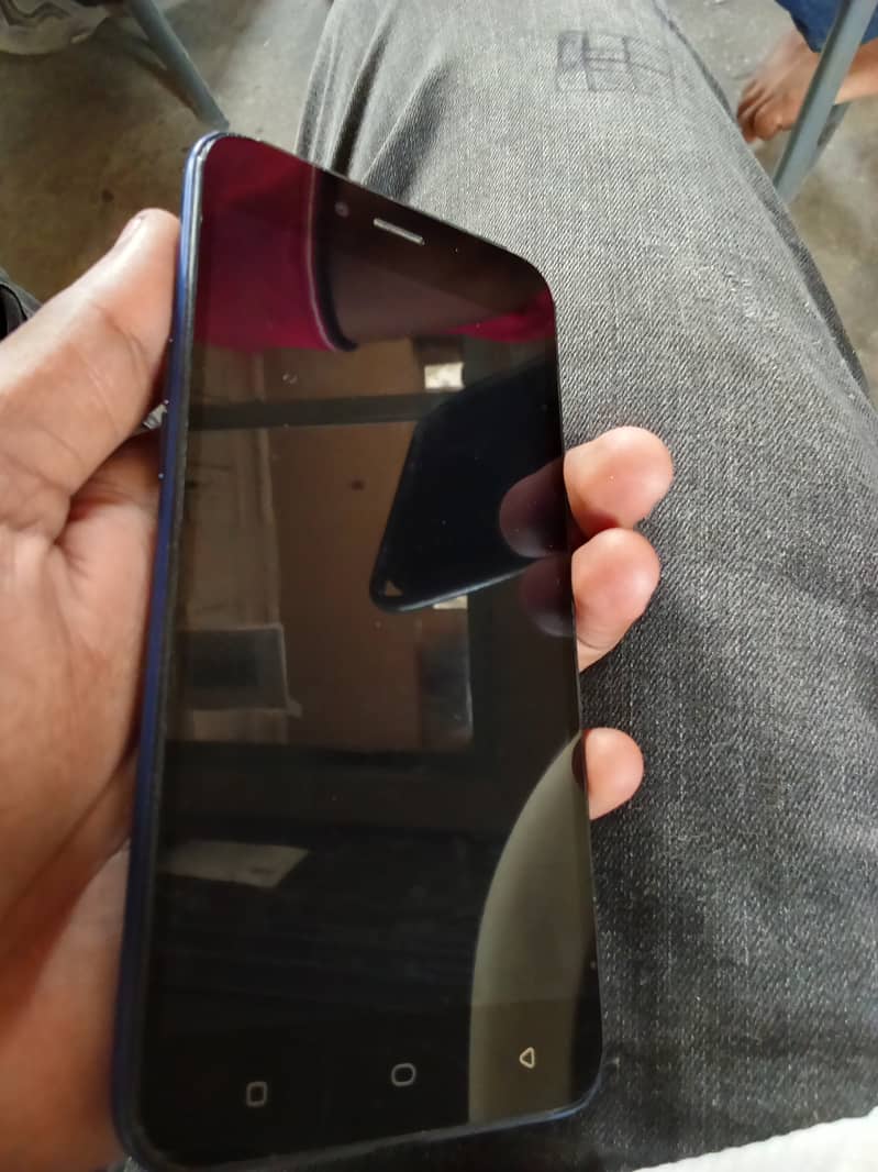 OPPO A37 2
