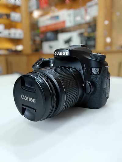 CANON EOS 70D 18-55mm Lens