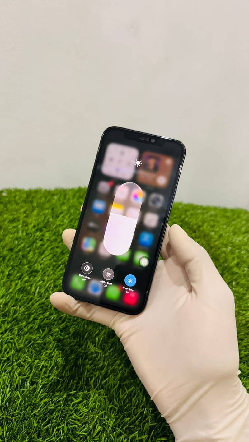 Apple iPhone 12 Pro 8