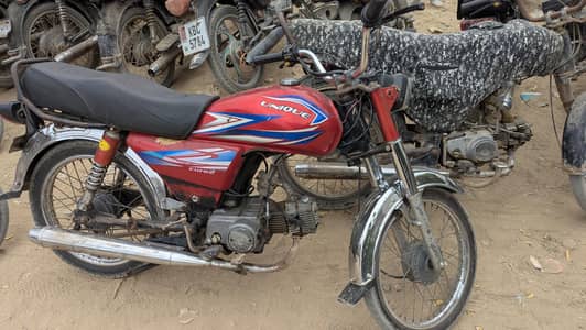 unique 70cc 2017 model Condition 10/10