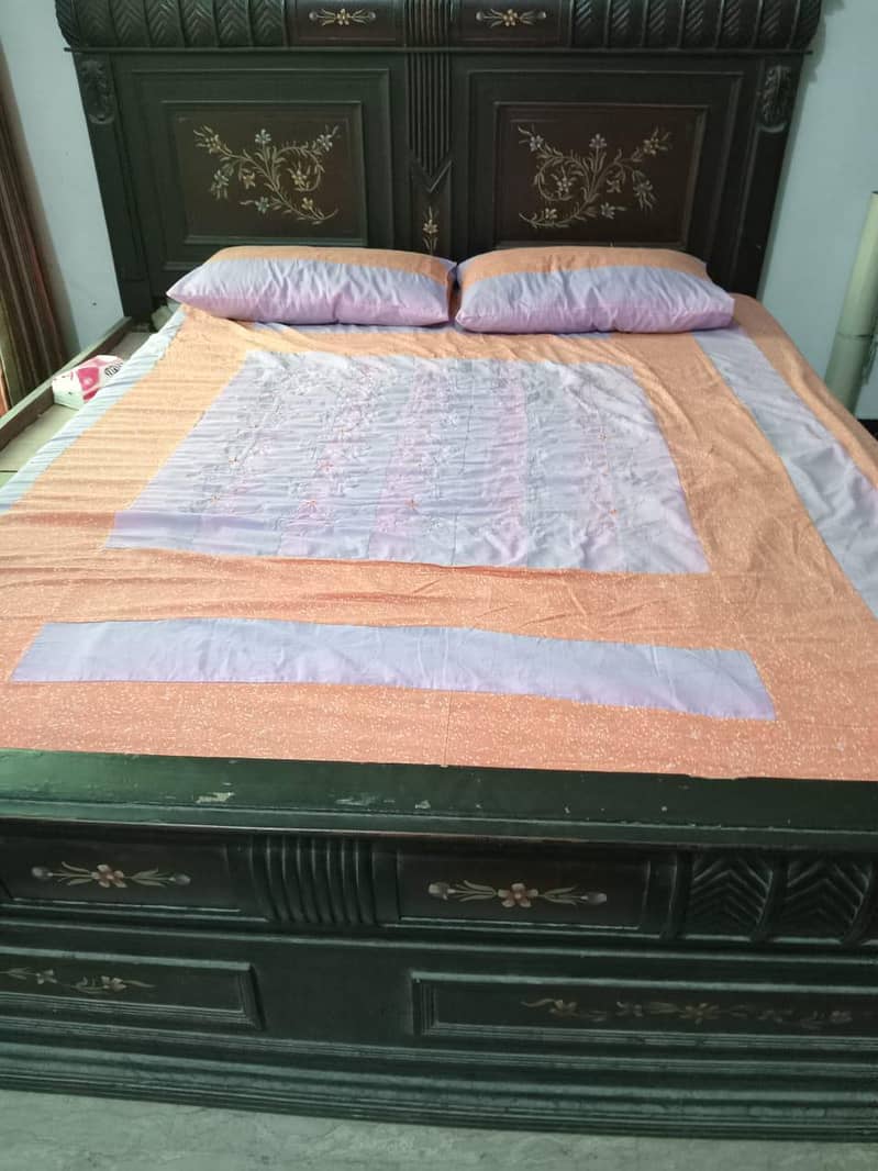 Bed set with 2 side tables 1