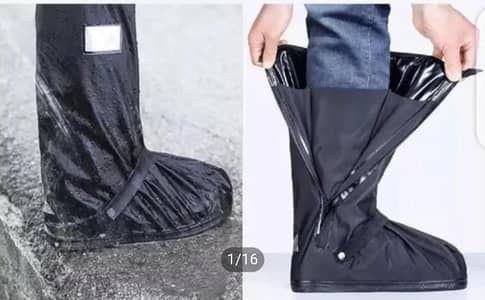 Rain shoes cover in Used condition
