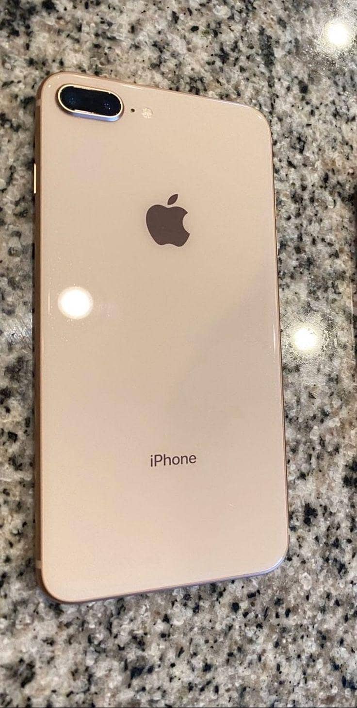 Apple iPhone 8 Plus 0