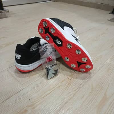 New Balance CK4030L4 Cricket Spikes - Brand New (Size 10 UK)