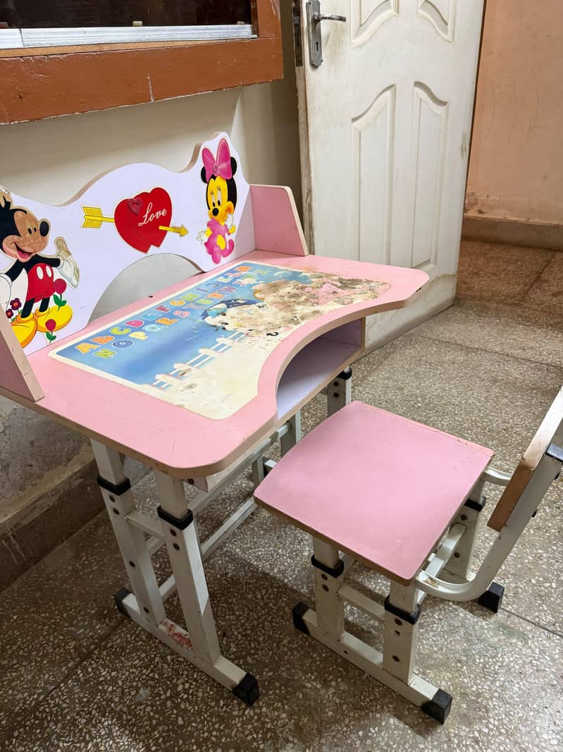 study table 0
