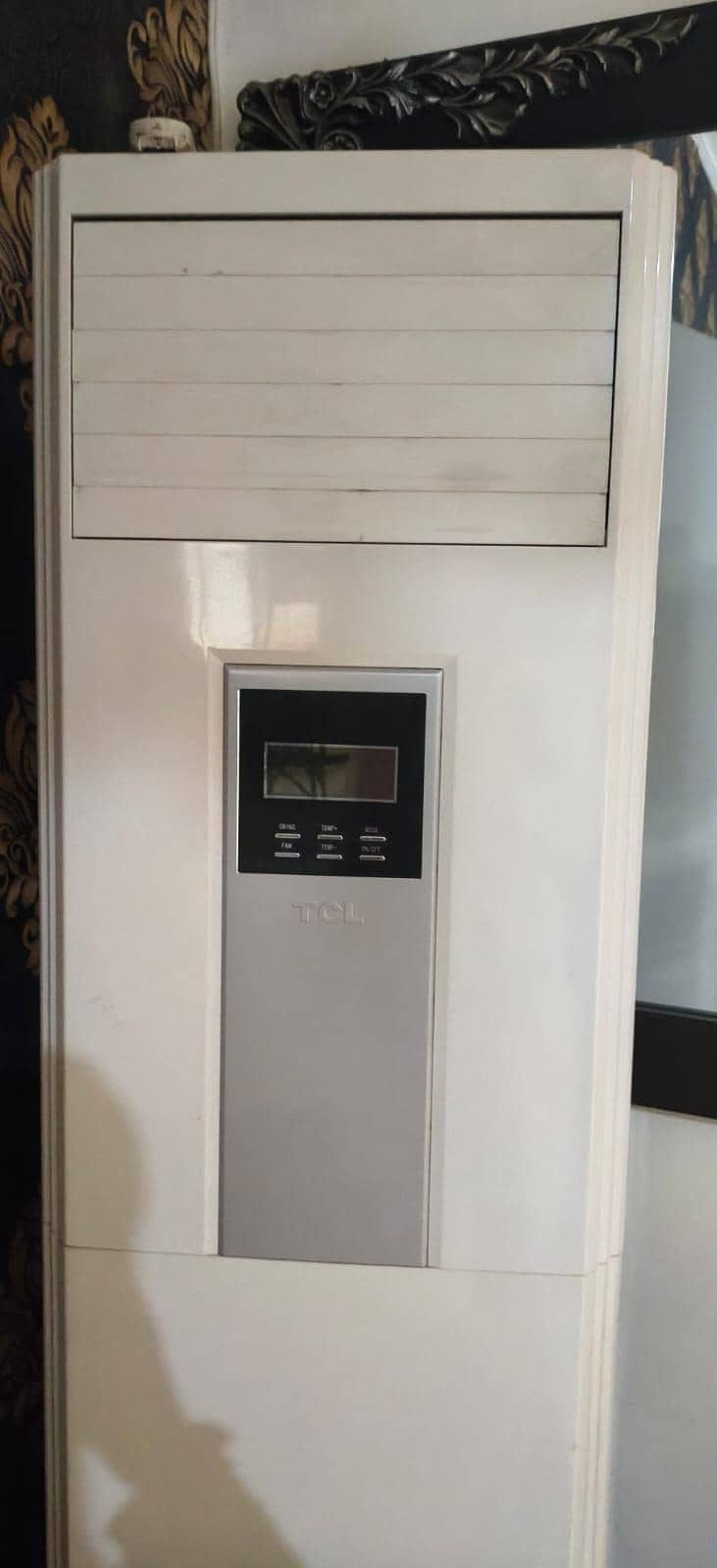 single hand used 3