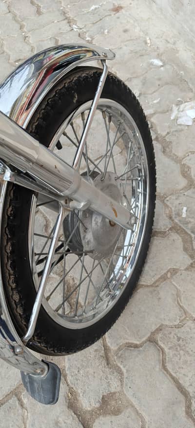 yah Honda 125cc condition 10 mein se 70% 60% hai