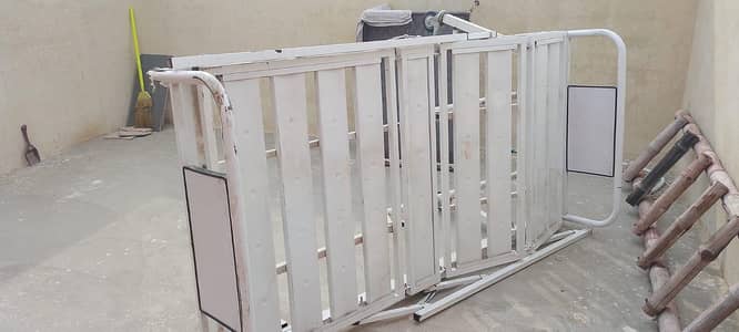 Manual Hospital bed For Sell