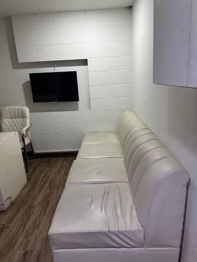 Ready To Move For Multinational Companies 2000 sqft Office For Rent