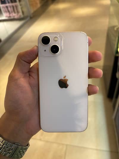 Apple iPhone 13