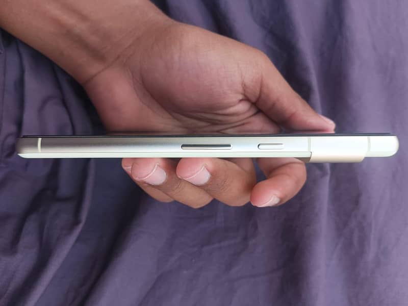 Google Pixel 7 9