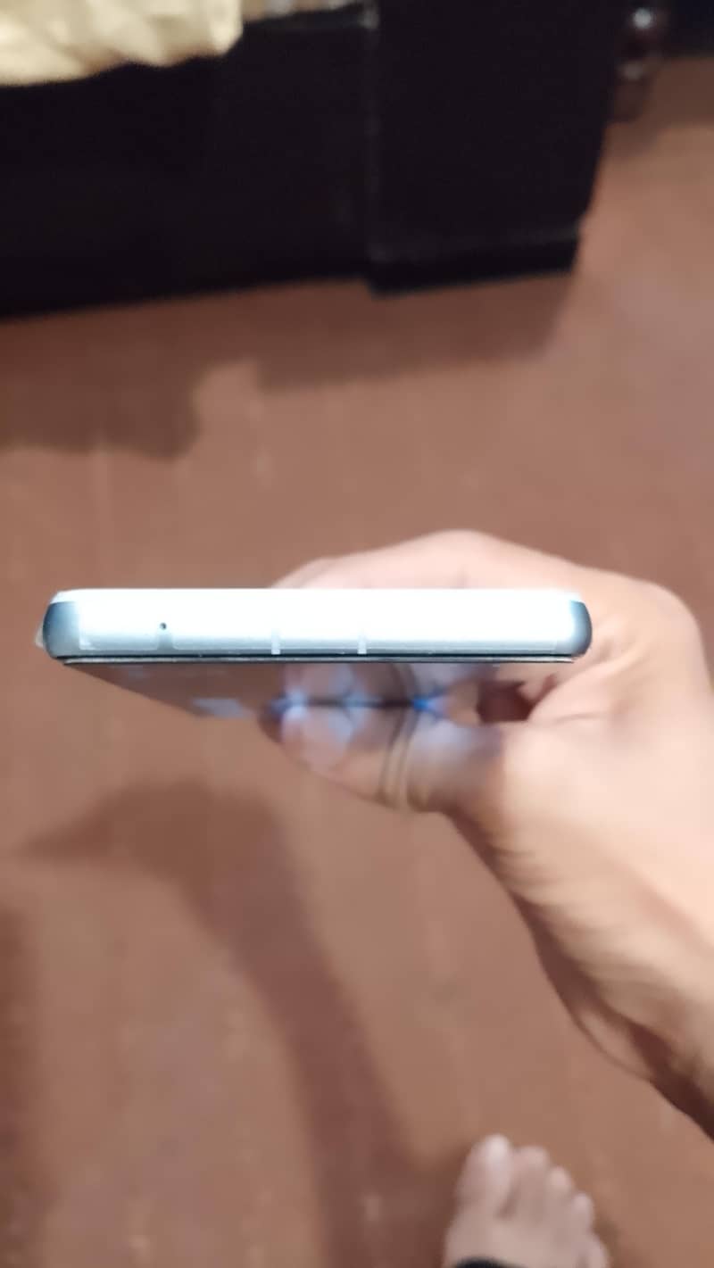 Google Pixel 7a 5