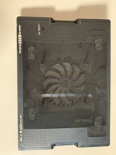 Cooling pad for laptop