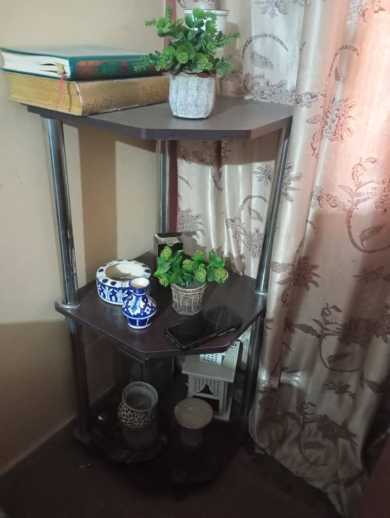 side corner 0
