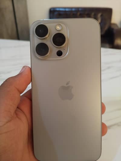Apple iPhone 15 Pro Max