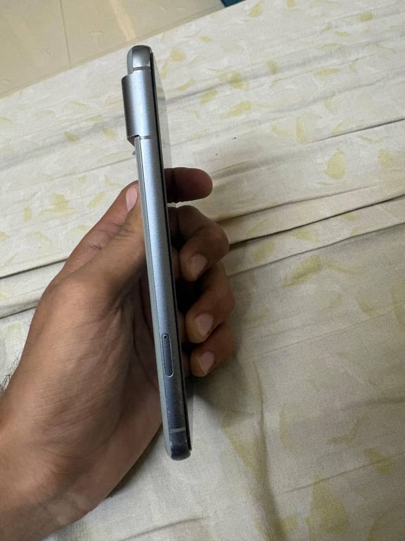 Google Pixel 8 1
