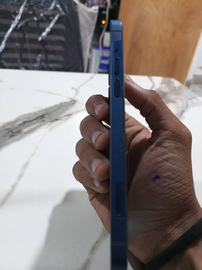 Apple iPhone 12 Factory unlocked 4