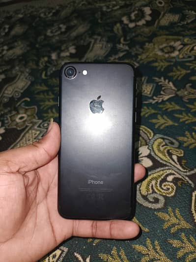 Apple iPhone 7