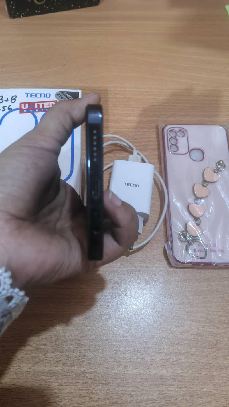 Tecno CAMON 20 4