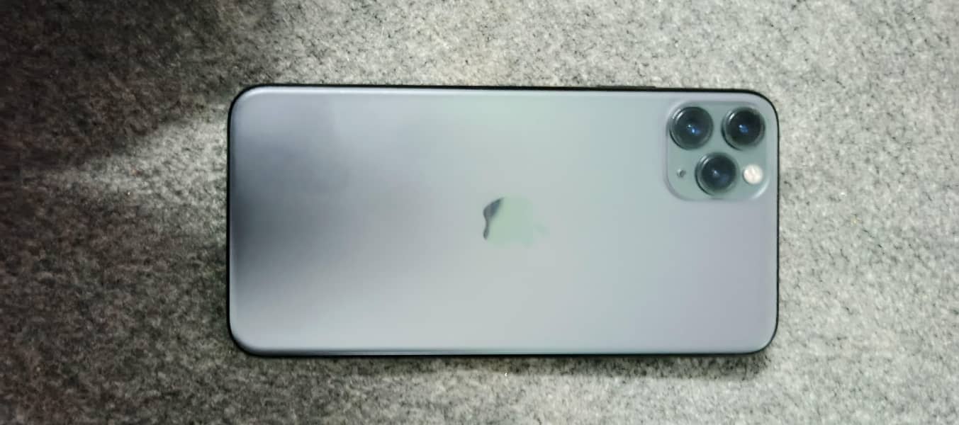 iPhone 11 Pro Max 3