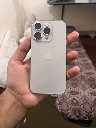 Apple iPhone 15 Pro