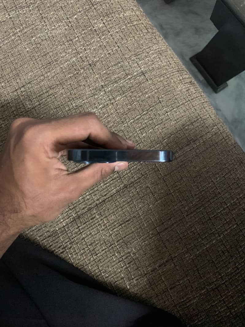 Iphone 12 pro 2