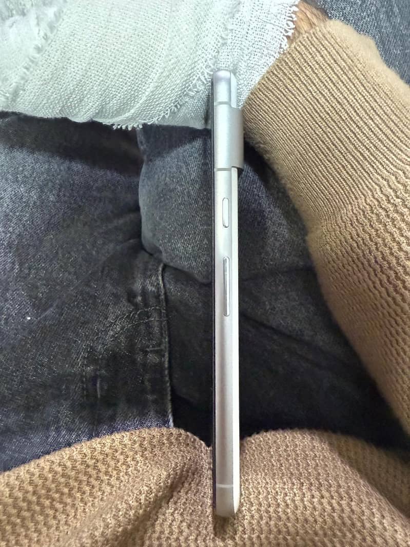 Google Pixel 7 2