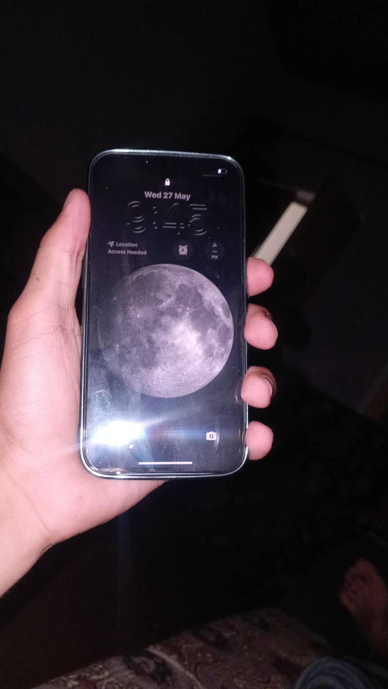 Apple iPhone 13 1
