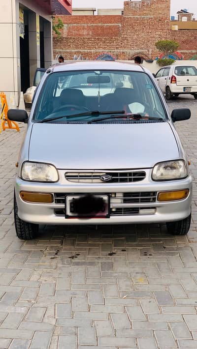 Daihatsu Cuore 2011