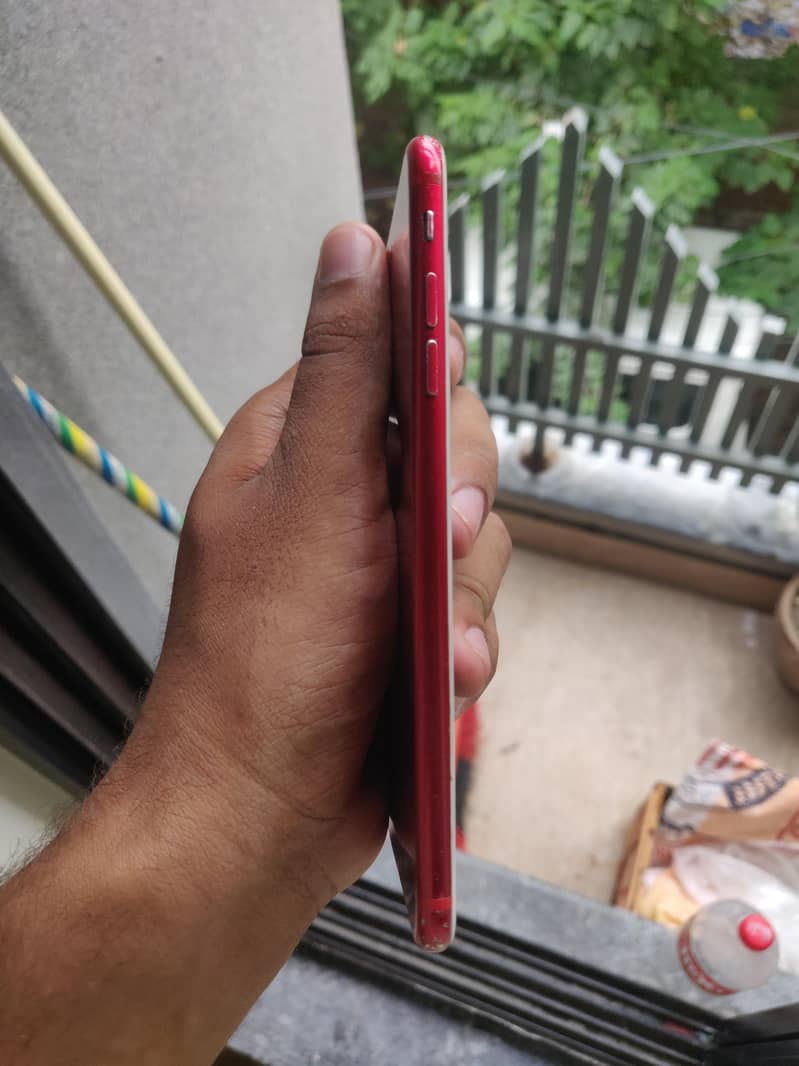 Apple iPhone 7 Plus 3