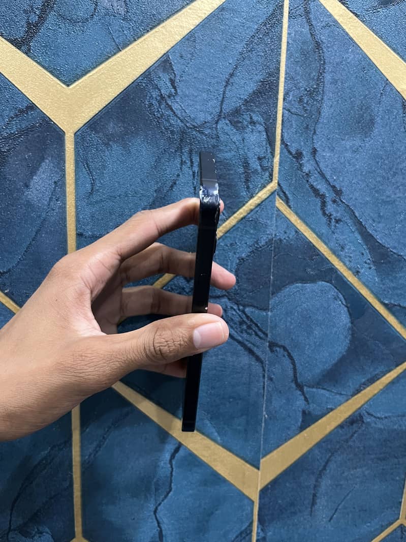 Iphone 12 5