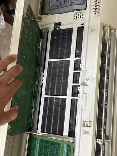 mitsobisi ac 1 ton