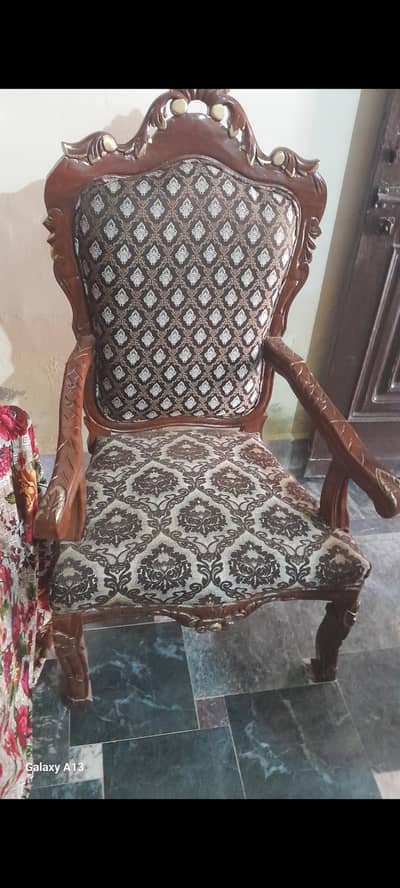 6 chairs for sale