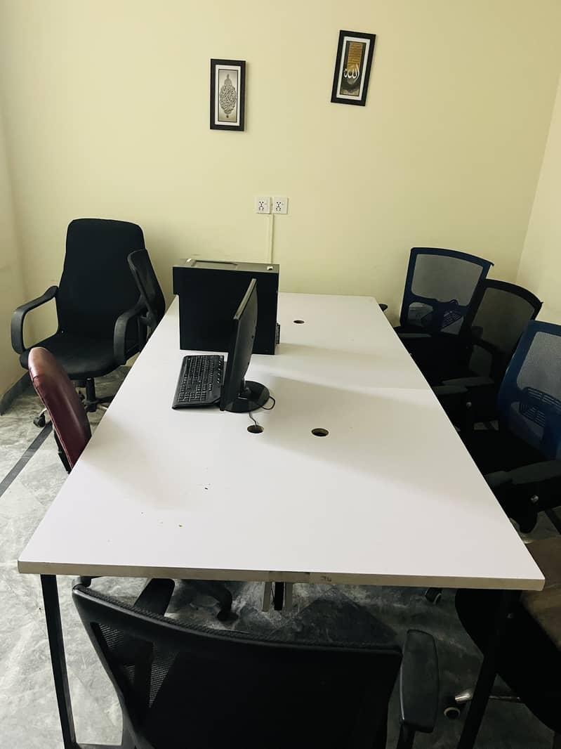 4-Person Office Workstation Table for Sale – Excellent Condition 0