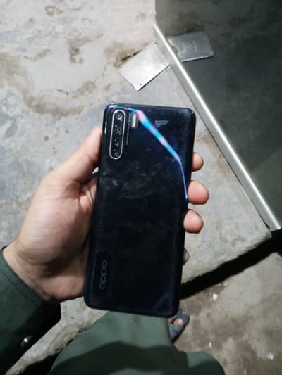 OPPO F15