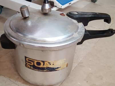 SONEX PRESSURE COOKER 7L HEAVY