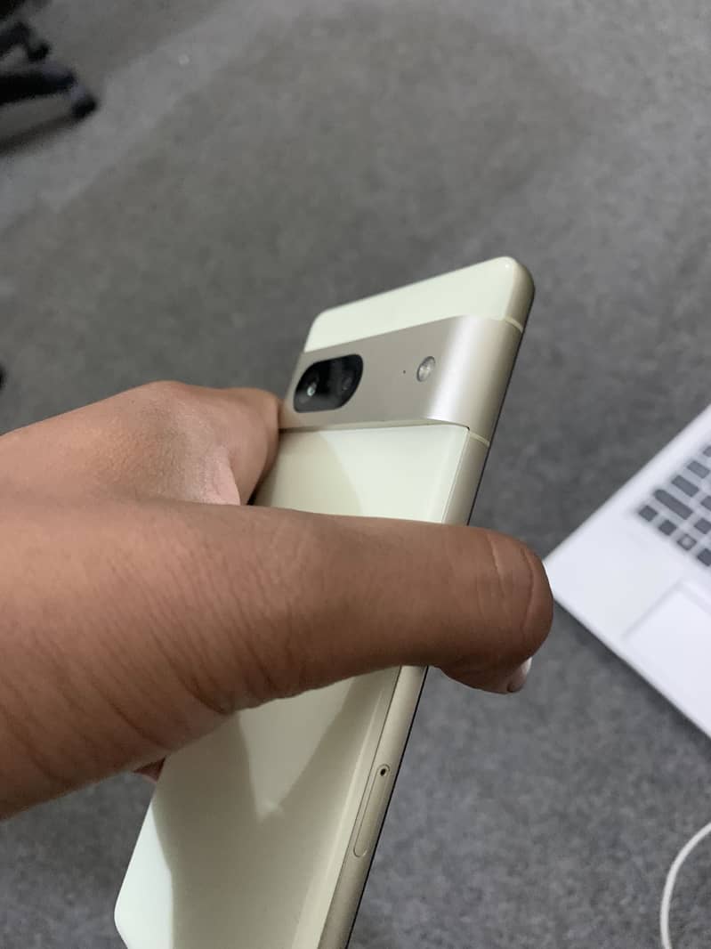 Google Pixel 7 2