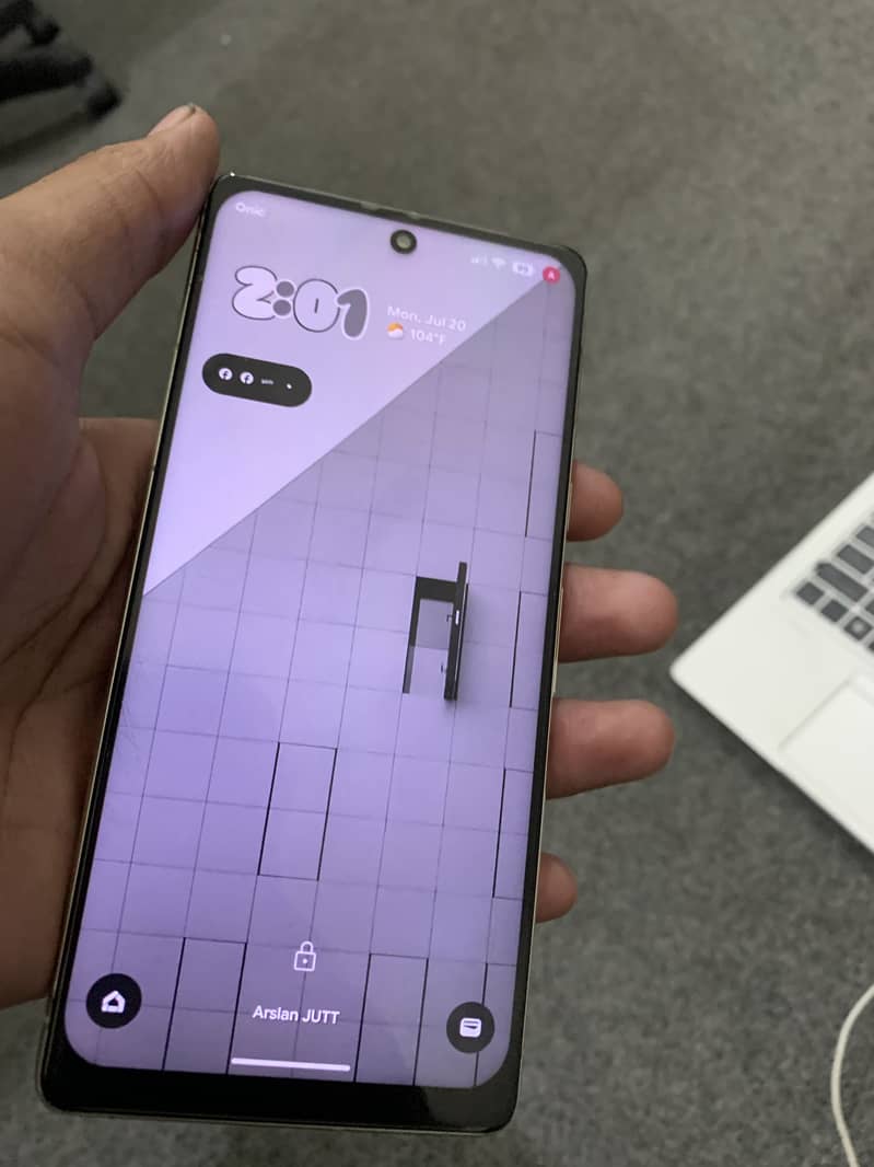 Google Pixel 7 4