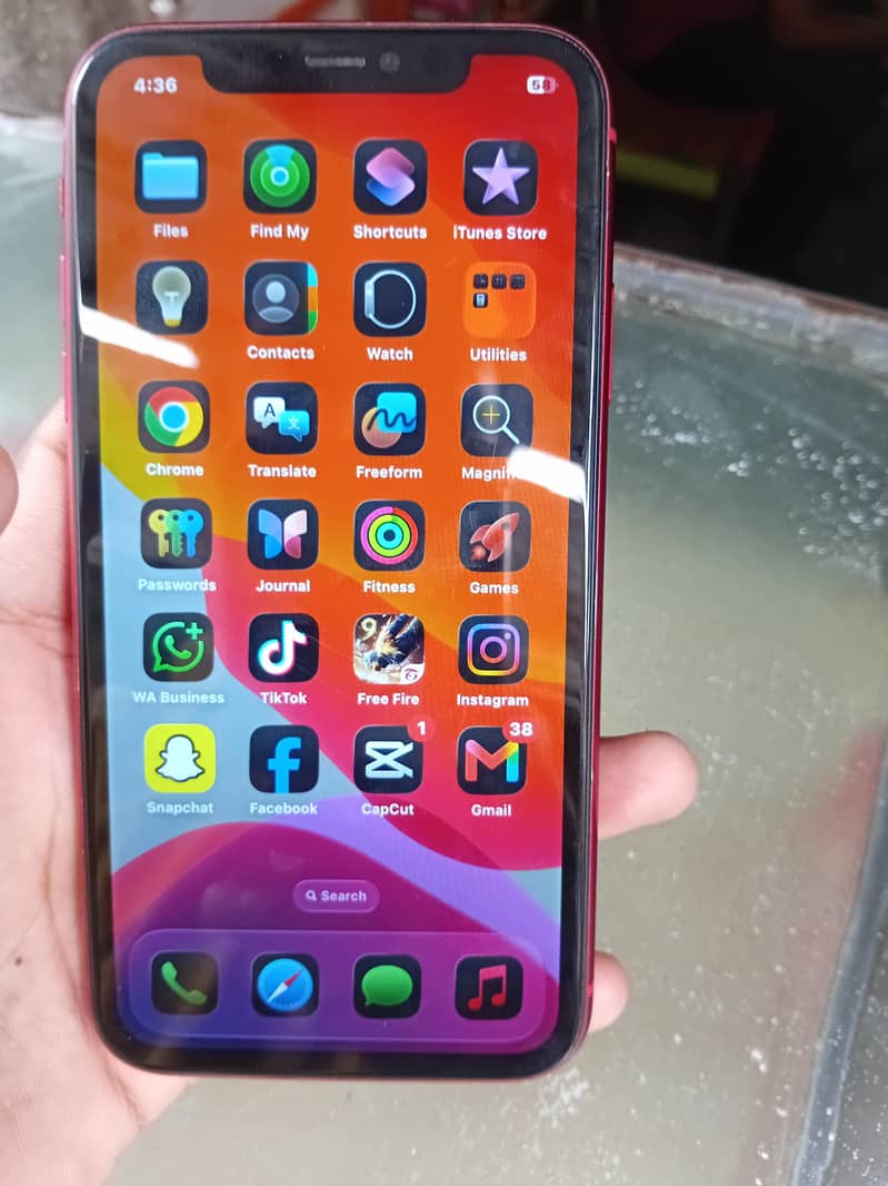 Apple iPhone 11 3