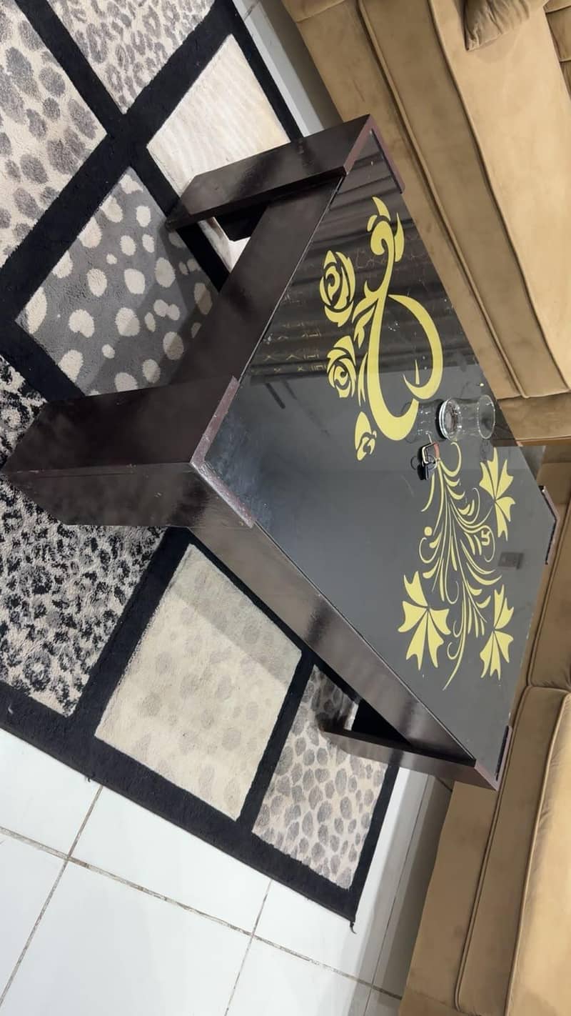 sofa set with table 1