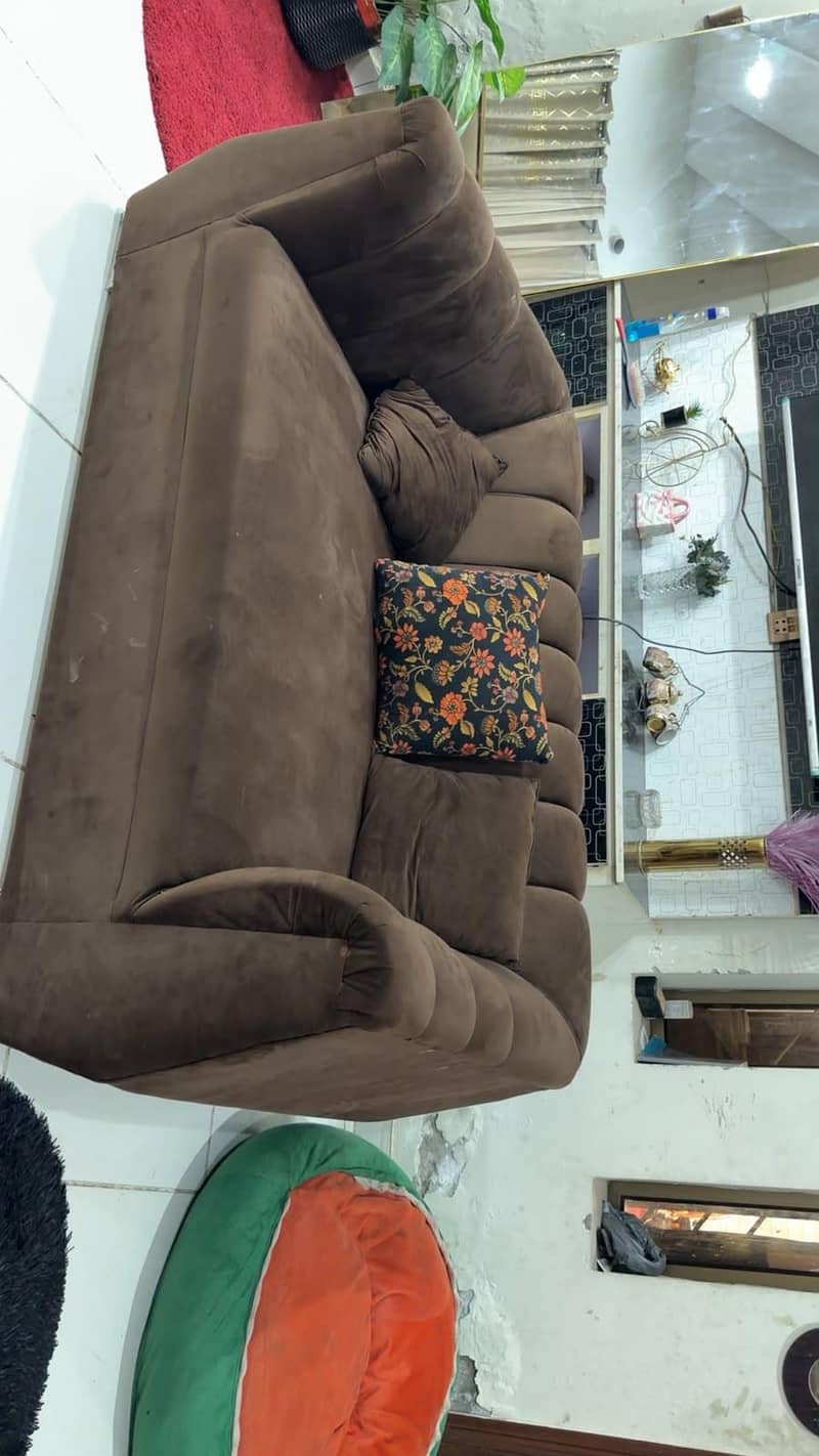 sofa set with table 3
