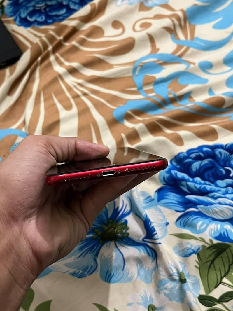 Apple iPhone 8 Plus 8