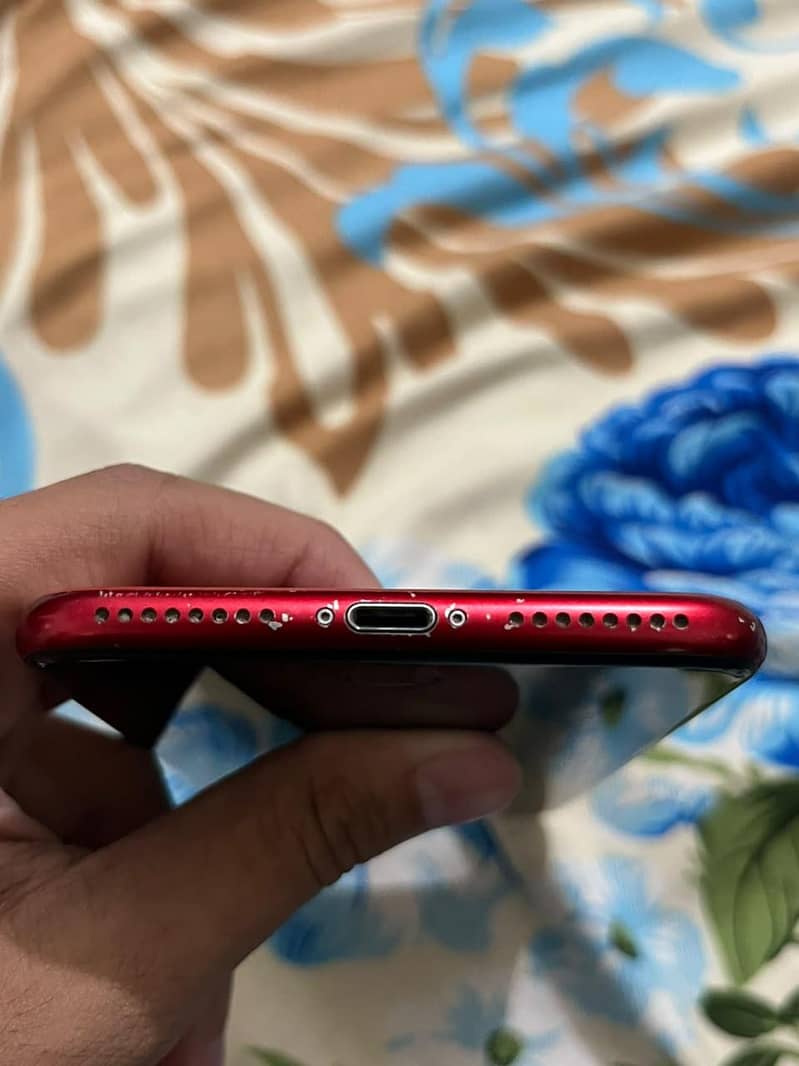 Apple iPhone 8 Plus 9
