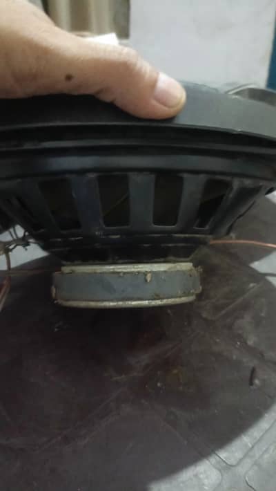 Kenwood company ke car speaker Hai joda